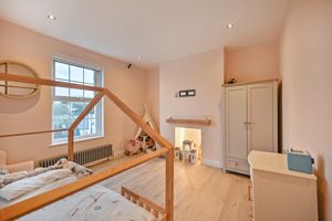 Bedroom- click for photo gallery